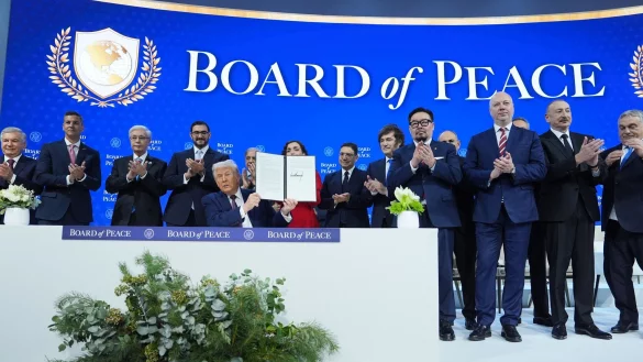 Der umstrittene &laquo;Friedensrat&raquo; von US-Pr&auml;sident Donald Trump ist gegr&uuml;ndet. - &copy; Evan Vucci/AP/dpa