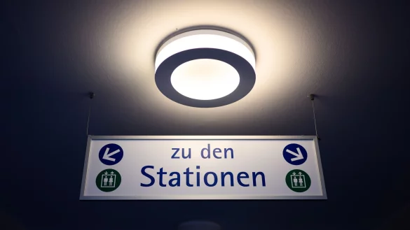 &Ouml;fter in psychiatrischer Behandlung in Kliniken: Kinder und Jugendliche - &copy; Julian Stratenschulte/dpa