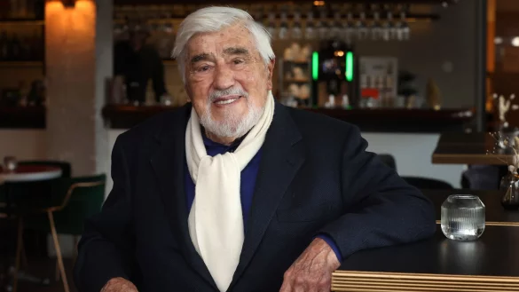 Mario Adorf bekommt den Deutschen Fernsehpreis für sein Lebenswerk. - © Karl-Josef Hildenbrand/dpa