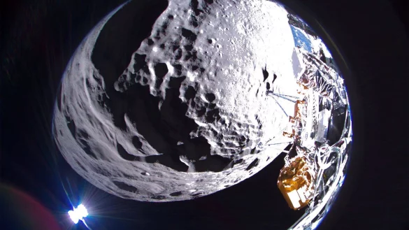 Bild der Odysseus-Mondlandef&auml;hre von Intuitive Machines vom Krater Schomberger auf dem Mond. - &copy; -/Intuitive Machines via AP/dpa