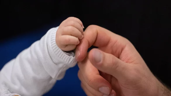 2022 bekommen Frauen in den Mitgliedsl&auml;ndern der OECD im Schnitt nur noch 1,5 Kinder. 1960 waren es noch 3,3. - &copy; Marijan Murat/dpa