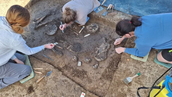 Das Grab im Ortsteil Exing, nach dem das Skelett als &laquo;Exinger&raquo; bezeichnet wird, wurde bei einer Untersuchung vor Bauarbeiten entdeckt. - &copy; F.Eibl/Landratsamt Dingolfing-Landau/dpa