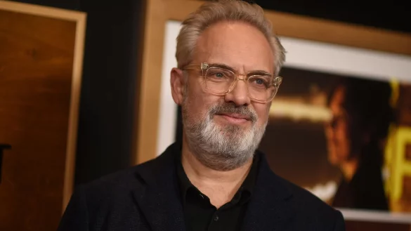 Die &laquo;Fab Four&raquo; sollen vier Filme bekommen, inszeniert von Regisseur Sam Mendes. - &copy; Richard Shotwell/Invision via AP/dpa