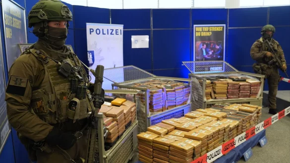 Der Innensenator spricht von einem &laquo;herausragenden Erfolg&raquo;. - &copy; Marcus Brandt/dpa