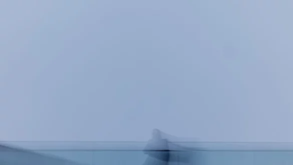 Panikattacken k&ouml;nnen pl&ouml;tzlich und unerwartet auftreten: Gezieltes Atmen und Bewegung k&ouml;nnen helfen, die Symptome in den Griff zu bekommen, und die aufgestaute Energie abzubauen. - &copy; Rolf Vennenbernd/dpa/dpa-tmn