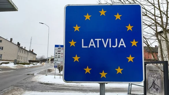 Wer mit russischem Pass legal in Lettland leben will, muss einen dauerhaften Aufenthaltsstatus beantragen. - &copy; Alexander Welscher/dpa