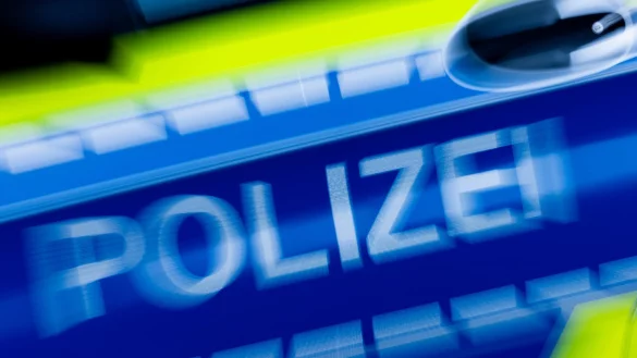 Die Polizei suchte ein Kleinkind - aber es war nicht weit weg am Schlafen (Symbolbild) - &copy; Rolf Vennenbernd/dpa