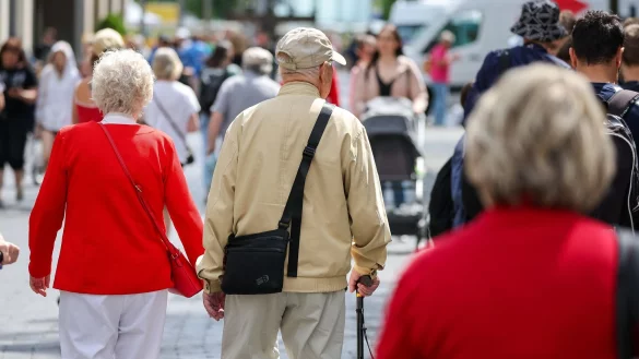 Der H&auml;rtefallfonds ist gedacht f&uuml;r Bed&uuml;rftige mit Rentenanspr&uuml;chen aus DDR-Zeiten, die 1991 nicht ins bundesdeutsche System &uuml;bernommen wurden. - &copy; Jan Woitas/dpa