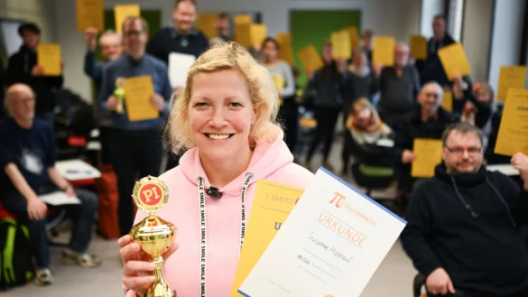 An 18.026 Nachkommastellen konnte sich Susanne Hippauf in Emden erinnern. - &copy; Lars Penning/dpa