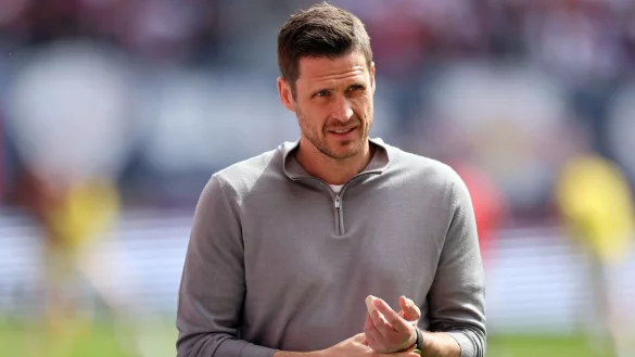 Sebastian Kehl, Sportdirektor von Borussia Dortmund, kommt in das Stadion. - &copy; Jan Woitas/dpa