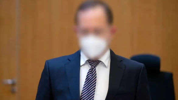 Der ehemalige Chef der Buchhaltung bei Wirecard, E. - &copy; Sven Hoppe/dpa