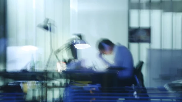 Weniger als die H&auml;lfte (45 Prozent) der Befragten f&uuml;hlen sich zufrieden und schauen zuversichtlich in die Zukunft. - &copy; Wolfram Steinberg/dpa