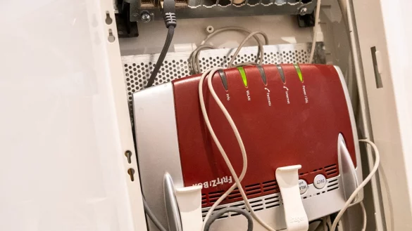 Achtung, Fritzbox-Nutzer: Wer für Einstellungen die gewohnte «fritz.box»-Adresse in den Browser eingibt, kann derzeit auf einer dubiosen Werbeseite landen. - © Zacharie Scheurer/dpa-tmn