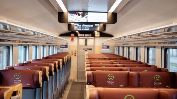 Der Innenraum des neuen Railjet-Z&uuml;ge. - &copy; Thomas Kiewning/Deutsche Bahn AG/dpa