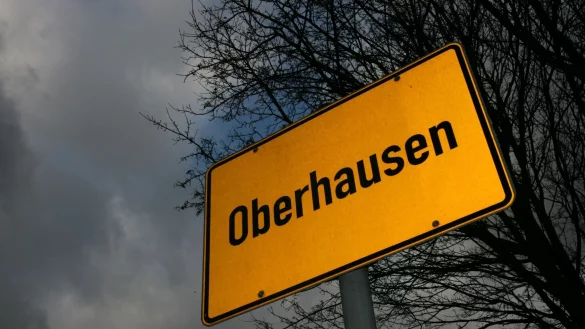 Das Ortsschild von Oberhausen. - &copy; Franz-Peter Tschauner/dpa/Archivbild