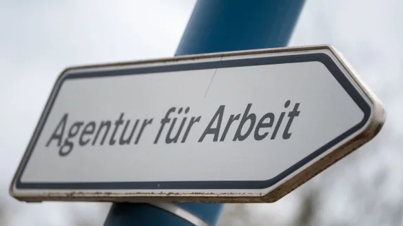 2023 w&uuml;nschten sich fast 3,2 Millionen nicht erwerbst&auml;tige Menschen in Deutschland eigentlich eine bezahlte Arbeit. - &copy; Hendrik Schmidt/dpa-Zentralbild/dpa