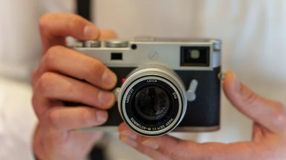 Neben den bekannten Kameras und Sportoptikger&auml;ten besetzt die Leica Camera Group weitere Gesch&auml;ftsfelder. - &copy; Andreas Arnold/dpa