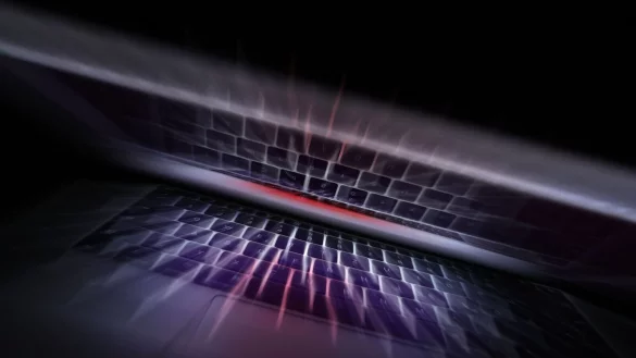 Zur besseren Akzeptanz des zentralen Bundeskontos (Bund-ID) soll ein vereinfachtes Log-in beitragen, das sich den Gepflogenheiten beim Online-Banking annähert. Bislang müssen die Bürger sich bei jeder Einwahl mit dem elektronischen Personalausweis («ePerso») identifizieren. - © Karl-Josef Hildenbrand/dpa