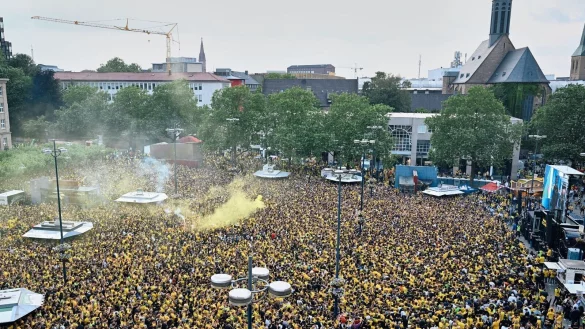 Public Viewing des Champions-League-Finales Dortmund - Real Madrid. - &copy; Bernd Thissen/dpa