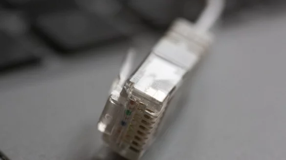 Das &laquo;Recht auf schnelles Internet&raquo; besteht seit Ende 2021 und soll Menschen auf dem Land etwas bringen. - &copy; Fernando Gutierrez-Juarez/dpa-Zentralbild/dpa