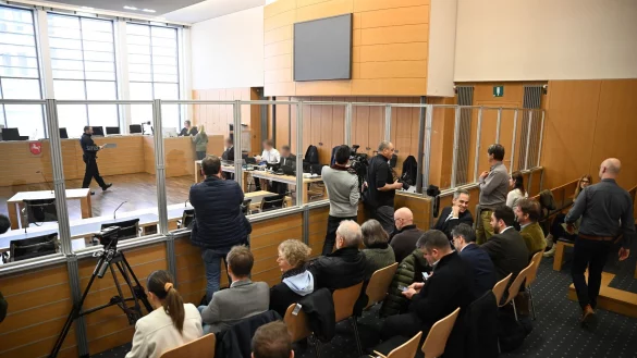 Am zweiten Prozesstag gegen Christian B. am Landgericht Braunschweig ist die Verteidigung in die Offensive gegangen. - &copy; Julian Stratenschulte/dpa Pool/dpa