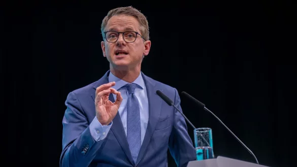 &laquo;Zehntausende Stimmen automatisiert abgegeben worden&raquo;: Carsten Linnemann. - &copy; Michael Kappeler/dpa