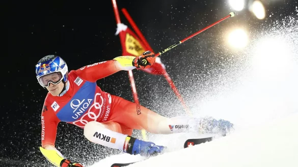 Sieger beim Nachtevent in Schladming: Der Schweizer Marco Odermatt. - &copy; Erwin Scheriau/APA/dpa