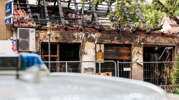 Die Polizei wertet Hinweise auf den gesuchten Tatverd&auml;chtigen aus. - &copy; Christoph Reichwein/dpa