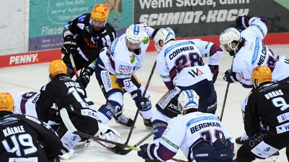 Mit 98 Minuten war das Spiel das l&auml;ngste Finalspiel der DEL-Geschichte. - &copy; Michael Schwartz/dpa