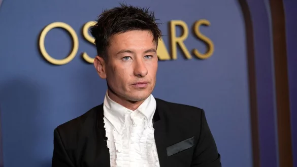 Barry Keoghan kommt zur Verleihung der Ehren-Oscars ins Dolby Theatre in Los Angeles. - &copy; Chris Pizzello/Invision/AP/dpa