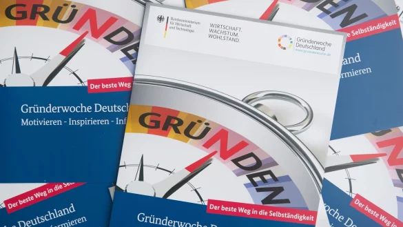 Viele junge Leute k&ouml;nnen sich laut einer Studie eine Unternehmensgr&uuml;ndung vorstellen. (Symbolbild) - &copy; Sebastian Kahnert/dpa-Zentralbild/dpa