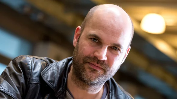 Nicolas Stemann hat bereits an zahlreichen bedeutenden B&uuml;hnen im deutschsprachigen Raum inszeniert. (Foto Archiv) - &copy; picture alliance / dpa