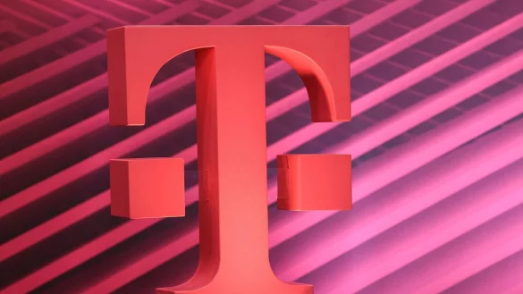 Die Telekom konnte die Zahl der Mobilfunk-Vertragskunden in Deutschland im Jahresendquartal um 360.000 erh&ouml;hen. - &copy; Oliver Berg/dpa