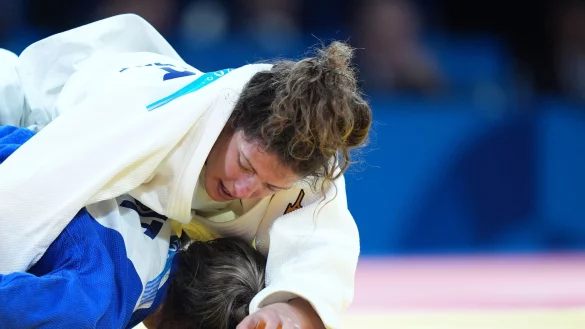 Silber in Paris: Miriam Butkereit (oben) k&auml;mpfte sich bis Finale der Olympischen Spiele vor. - &copy; Marcus Brandt/dpa