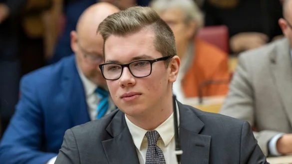 Daniel Halemba ist bayerischer AfD-Landtagsabgeordneter. - &copy; Peter Kneffel/dpa