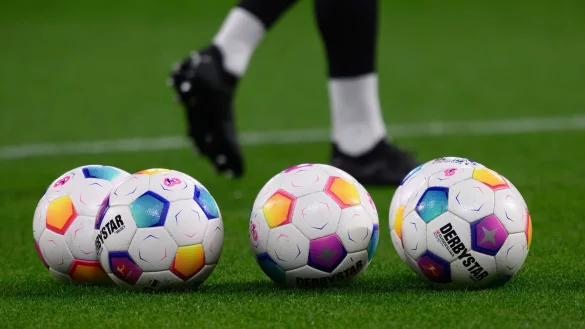 Im Test bei Mainz 05 hat M&uuml;nster keine Chance. - &copy; Robert Michael/dpa