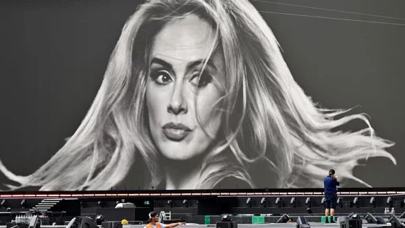 In M&uuml;nchen wurde f&uuml;r Adele eigens eine B&uuml;hne entwickelt. - &copy; Uwe Lein/dpa