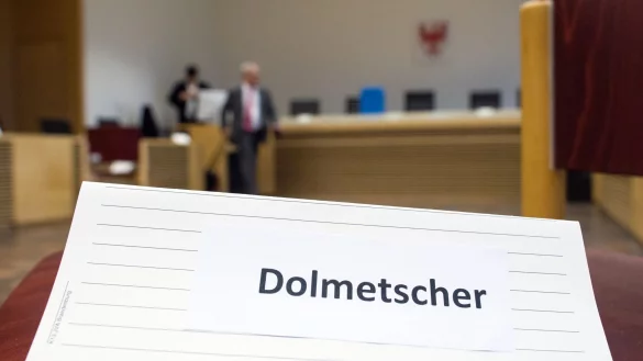 Gerichtsdolmetscher in Deutschland f&uuml;rchten sch&auml;rfere Zugangsbedingungen. - &copy; Patrick Pleul/dpa-Zentralbild/dpa