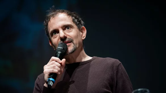 Intendant Olaf Kr&ouml;ck stellt das diesj&auml;hrige Programm Ruhrfestspiele vor. - &copy; Fabian Strauch/dpa