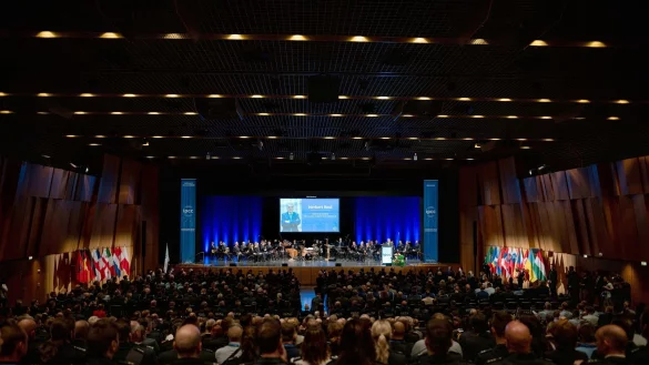 Herbert Reul (CDU) spricht bei der Eröffnungsfeier für das «International Police Cooperation Center» (IPCC). - © Fabian Strauch/dpa