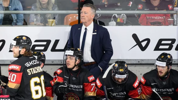 Eishockey-Bundestrainer Harold Kreis musste mit seinem Team eine Niederlage gegen Frankreich hinnehmen. - &copy; Swen Pf&ouml;rtner/dpa