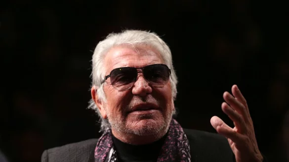 Seine erste eigene Boutique er&ouml;ffnete Roberto Cavalli 1972 im s&uuml;dfranz&ouml;sischen Saint-Tropez. - &copy; Luca Bruno/AP/dpa