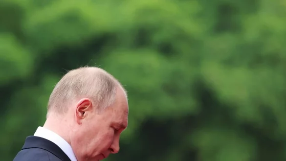 Der russische Pr&auml;sident Wladimir Putin hat S&uuml;dkorea mit schweren Konsequenzen gedroht, falls das Land Waffen an die Ukraine liefern w&uuml;rde. - &copy; Athit Perawongmetha/Pool Reuters/AP/dpa