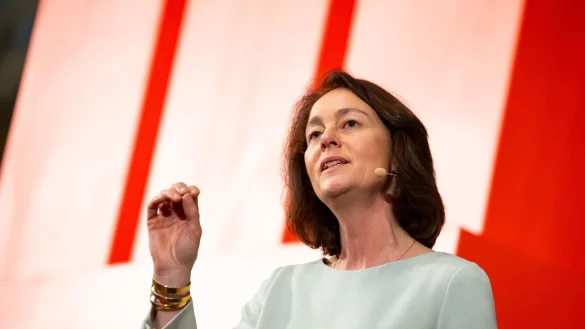 Katarina Barley beim traditionellen Neujahrsempfang der SPD-Fraktion im Festsaal des Hamburger Rathauses. - &copy; Jonas Walzberg/dpa