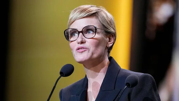 Die franz&ouml;sische Schauspielerin Judith Godr&egrave;che bei der C&eacute;sar-Filmpreisvergabe in Paris. - &copy; Michel Euler/AP