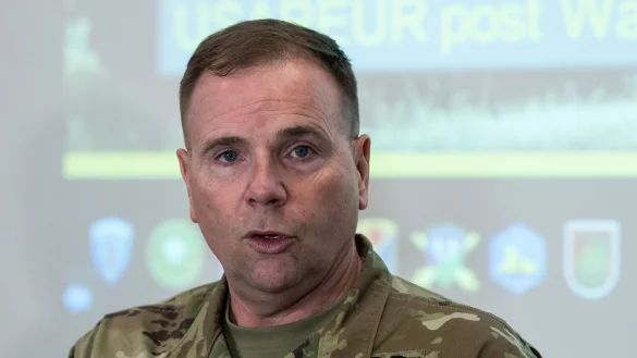 &laquo;Aus der Geschichte wissen wir, dass Krieg ein Willenstest ist und ein Test f&uuml;r die Logistik&raquo;, sagt Ex-General Ben Hodges. - &copy; picture alliance / Ingo Wagner/dpa