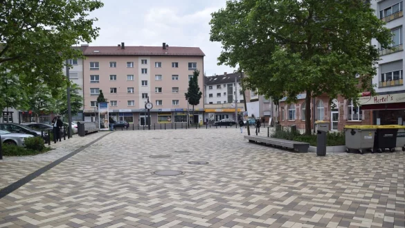 Der Marktplatz in Mannheim-Rheinau. - &copy; Rene Priebe/dpa