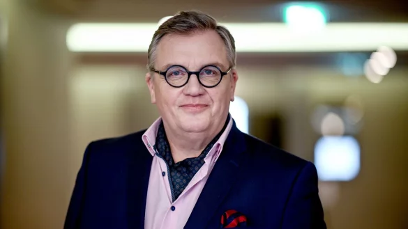 Hape Kerkeling, Schauspieler, H&ouml;rbuch- und Synchronsprecher und Autor, bei einem Fototermin im Rahmen eines dpa-Interviews. - &copy; Britta Pedersen/dpa