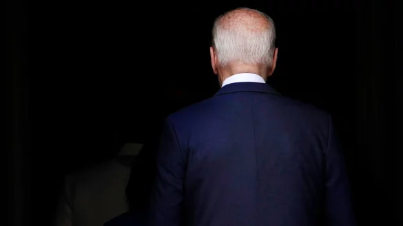 US-Pr&auml;sident Joe Biden gibt sich geschlagen und zieht sich auf Druck seiner Parteikollegen aus dem Wahlkampf zur&uuml;ck. (Archivbild) - &copy; Susan Walsh/AP