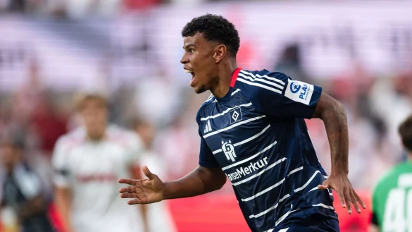 Hamburgs Ransford-Yeboah K&ouml;nigsd&ouml;rffer war der Mann des Spiels gegen K&ouml;ln. - &copy; Marius Becker/dpa